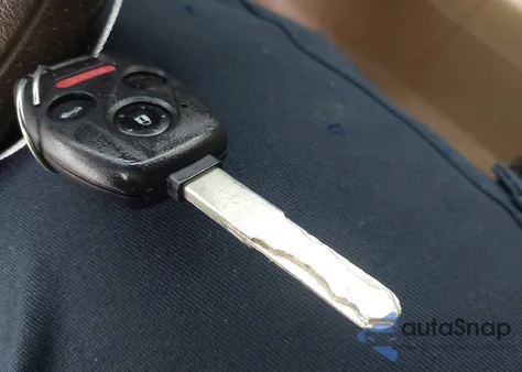 2004 Honda Accord 2.4 Ex z USA, uszkodzony, nr VIN 1HGCM56674A064712